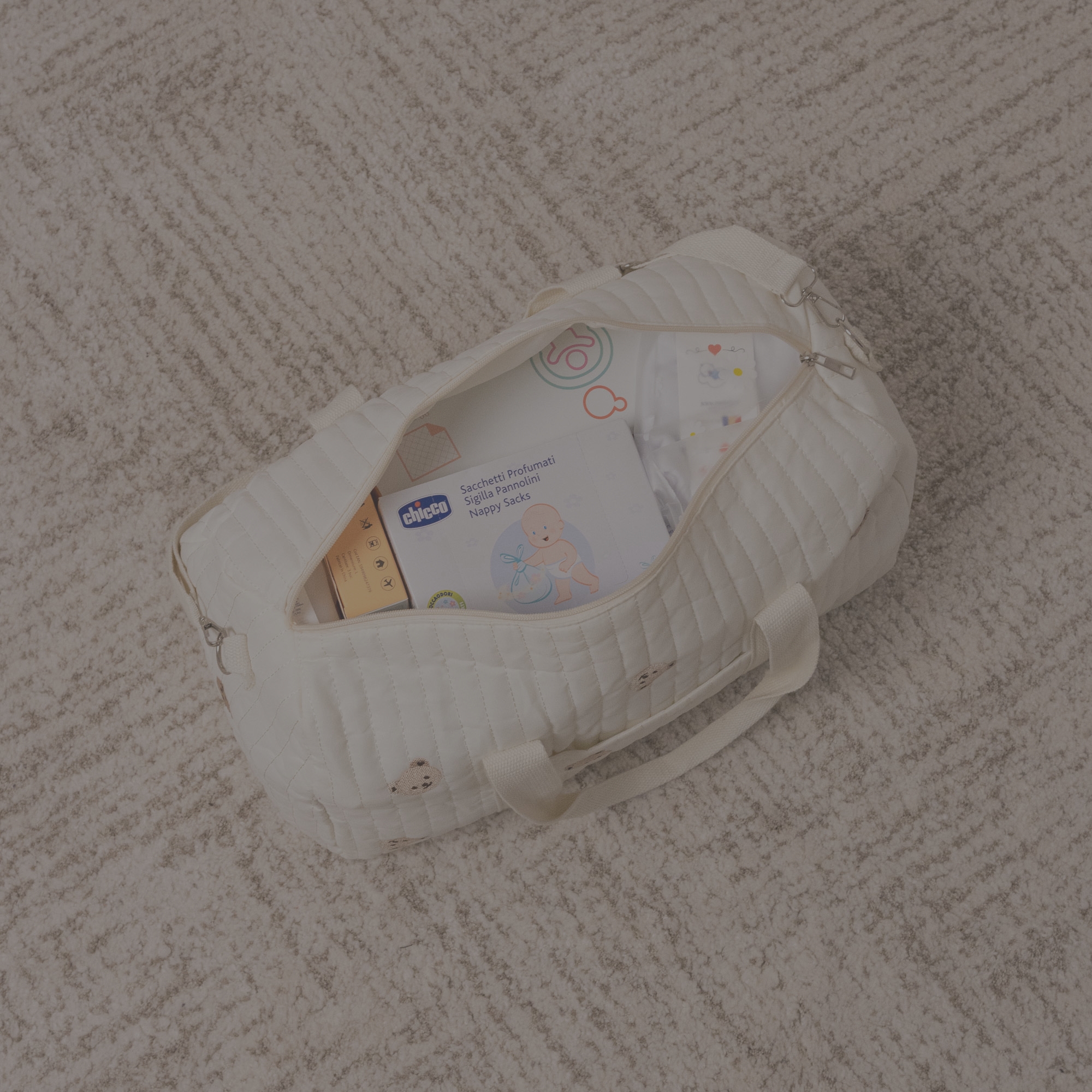 Geantă PREMIUM de maternitate completă pentru mamă și bebe + Kit Alăptare